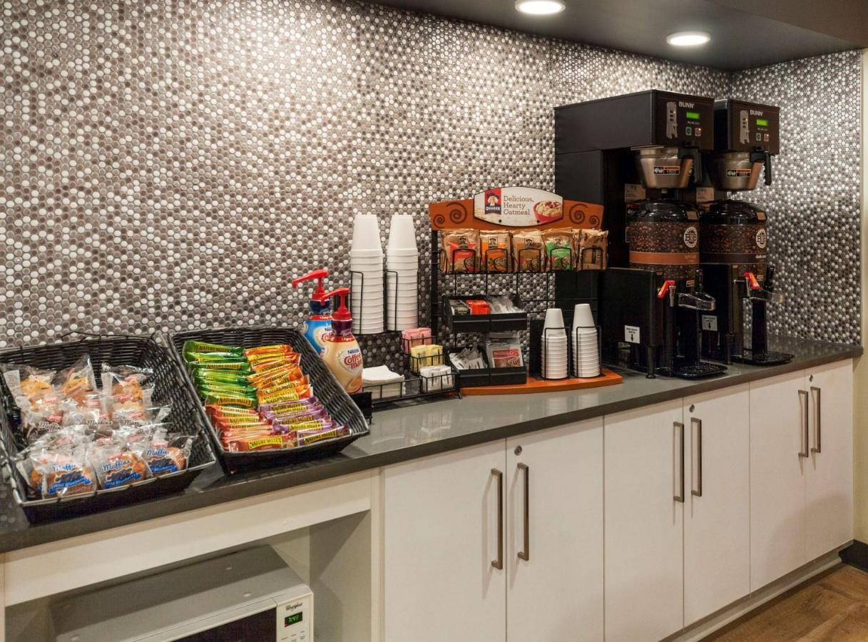 Extended Stay America Premier Suites - Miami - Downtown Brickell - Cruise Port Экстерьер фото