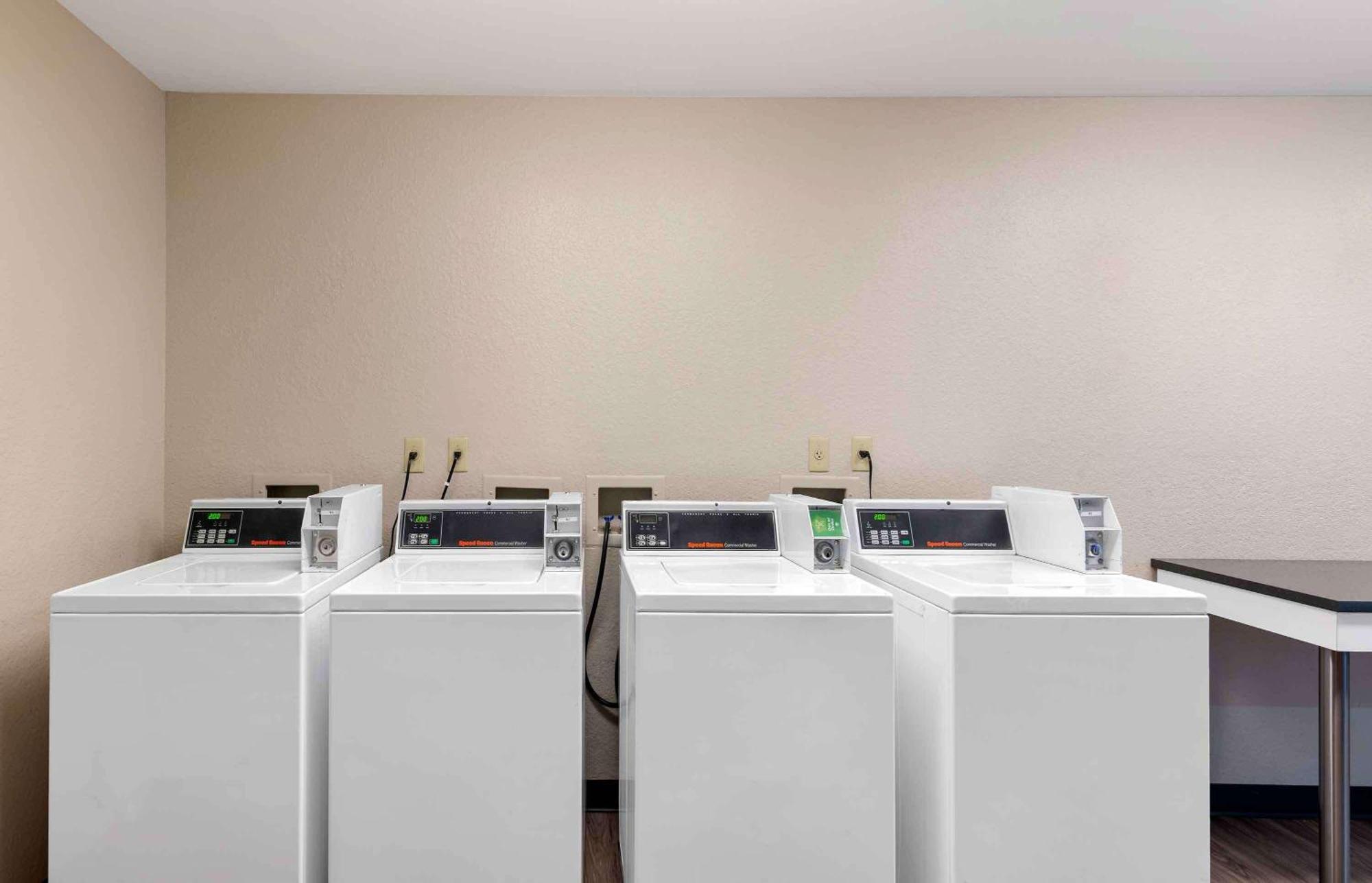 Extended Stay America Premier Suites - Miami - Downtown Brickell - Cruise Port Экстерьер фото