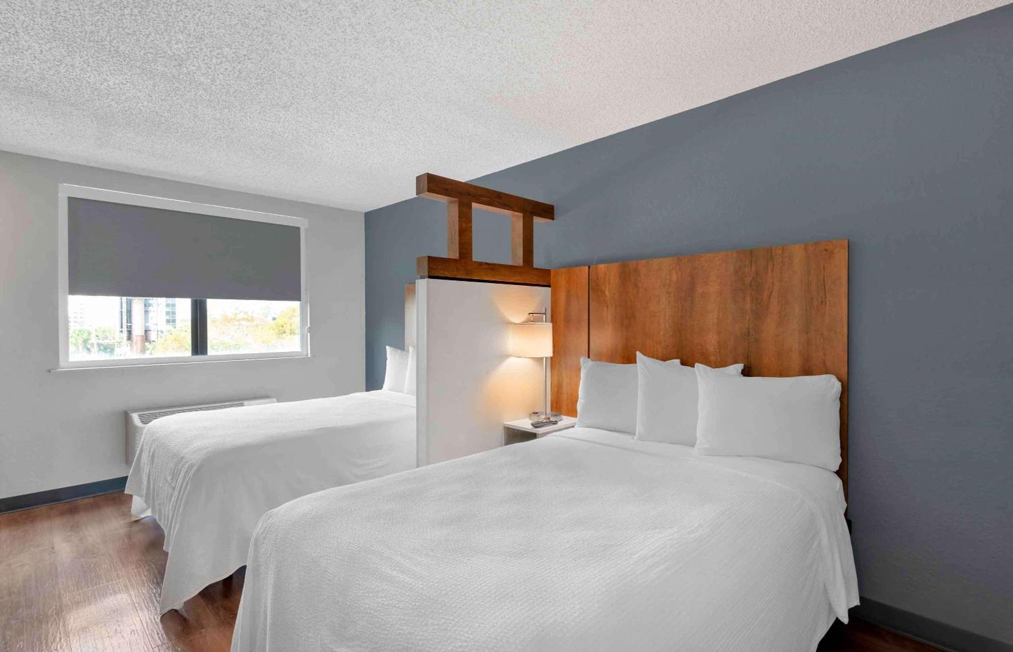 Extended Stay America Premier Suites - Miami - Downtown Brickell - Cruise Port Экстерьер фото